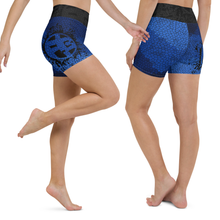 Fit Bitch - Yoga Shorts - Fire and ice