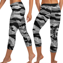 Fit Bitch - Capris - Camo
