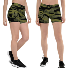 Fit Bitch - Shorts - Camo