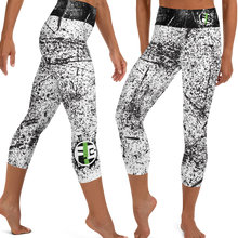 Fit Bitch - Yoga Capris - Pollocks