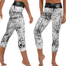 Fit Bitch - Yoga Capris - Pollocks